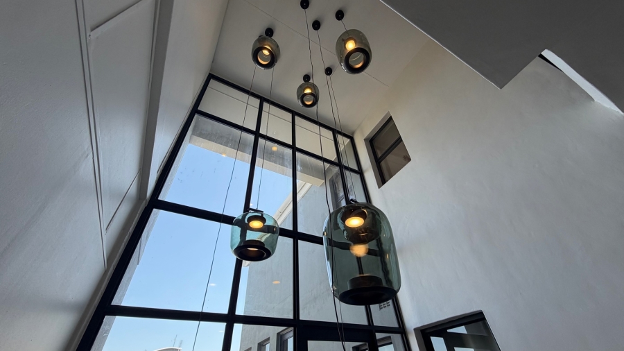 To Let Commercial Property for Rent in Somerset West Western Cape